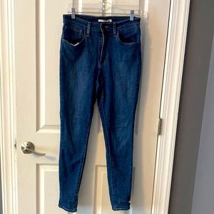 Levi’s 721 high rise jeans